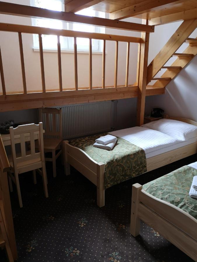 Svatojansky Kastiel Hotel Liptovsky Jan Bagian luar foto